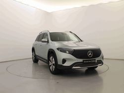 Prateado Usado 2024 Mercedes EQB250+ Edition SUV | € 49.990 (Preço justo)