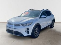 Branco Novo 2025 Kia Stonic SUV | € 21.900 (Preço justo)