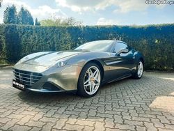 Cinza Usado 2014 Ferrari California Coupé | € 149.990