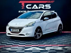 Branco Usado 2013 Peugeot 208 GTi Citadino | € 15.900 (Preço elevado)