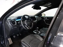 Preto Usado 2022 Kia Ceed GT GT-Line Citadino | € 22.990 (Preço justo)
