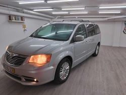 Usado 2012 Lancia Voyager Gold Monovolume | € 6.750