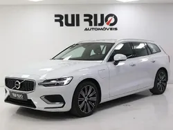 Branco Usado 2021 Volvo V60 Inscription Carrinha | € 31.500 (Preço justo)