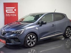 Cinza Usado 2022 Renault Clio LIMITED SUV | € 14.500 (Preço justo)