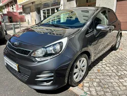 Cinza Usado 2017 Kia Rio LX | € 11.300 (Bom preço)