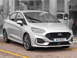Cinza Usado 2022 Ford Fiesta ST-Line Citadino | € 17.990 (Preço justo)