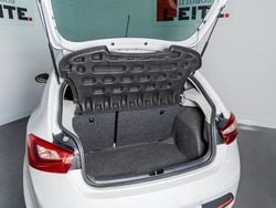 Branco normal Usado 2017 Seat Ibiza FR Citadino | € 16.500