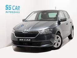 Cinzento Usado 2020 Skoda Fabia | € 10.890 (Preço justo)