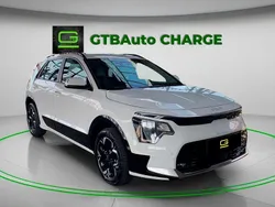 Branco Usado 2023 Kia e-Niro Vision SUV | € 36.999 (Caro)