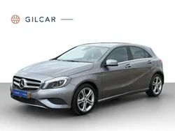 Cinza Usado 2013 Mercedes A180 Urban | € 14.990