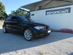 Preto Usado 2009 BMW 118 Sport Line Citadino | € 10.250 (Preço justo)