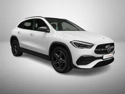 Branco Usado 2021 Mercedes GLA250 AMG line SUV | € 36.990
