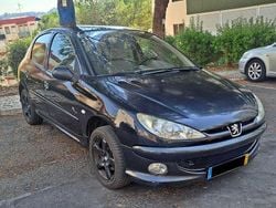 Usado 2004 Peugeot 206 Sedan | € 2.290 (Preço justo)