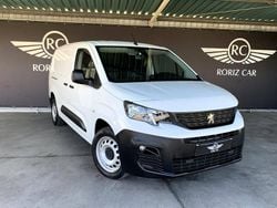 Branco Usado 2019 Peugeot Partner Van | € 12.500 (Preço justo)