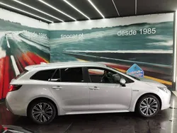 Cinzento Usado 2020 Toyota Corolla | € 21.799 (Preço justo)