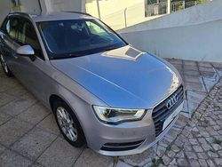 Cinzento Usado 2015 Audi A3 | € 14.990 (Bom preço)