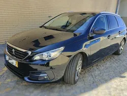 Usado 2019 Peugeot 308 Allure Sedan | € 13.250 (Preço justo)