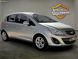 Cinza Usado 2013 Opel Corsa Enjoy | € 7.890 (Preço justo)