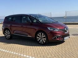 Vermelho Usado 2018 Renault Scénic IV Intens Monovolume | € 12.900 (Bom preço)