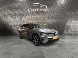 Cinza Usado 2023 Renault Mégane Iconic | € 31.950 (Bom preço)