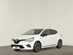 Branco Usado 2022 Renault Clio V LIMITED | € 15.490 (Preço justo)