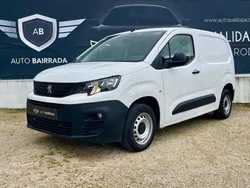 Branco Usado 2019 Peugeot Partner Premium Monovolume | € 12.750 (Preço justo)