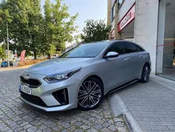 Cinzento Usado 2021 Kia ProCeed Citadino | € 24.900 (Preço justo)