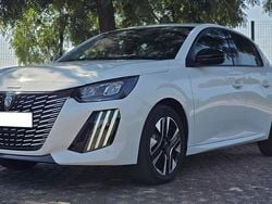 Branco Usado 2024 Peugeot 208 Active Citadino | € 20.990