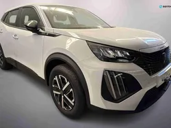 Branco Novo 2024 Peugeot e-2008 Active SUV | € 41.000