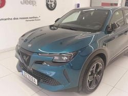 Azul Novo 2025 Alfa Romeo GT Junior SUV | € 32.500