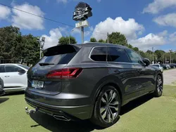 Cinzento Usado 2019 VW Touareg SUV | € 49.500