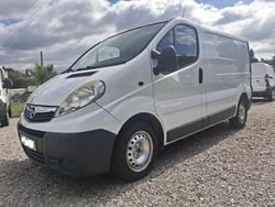 Branco Usado 2009 Opel Vivaro Van | € 7.750