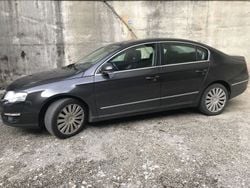 Usado 2005 VW Passat Highline Sedan | € 4.000 (Preço justo)