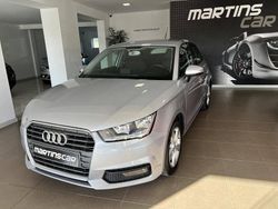 Cinzento Usado 2016 Audi A1 Sportback Citadino | € 13.500 (Bom preço)