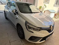 Usado 2019 Renault Clio IV R.S. Sedan | € 14.999 (Preço elevado)