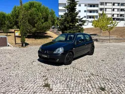 Preto Usado 2005 Renault Clio II Citadino | € 2.990 (Preço justo)