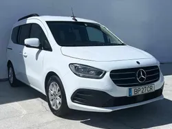 Branco Usado 2024 Mercedes 180 Sedan | € 36.990 (Preço elevado)