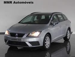 Cinzento Usado 2017 Seat Leon ST Reference Carrinha | € 14.950