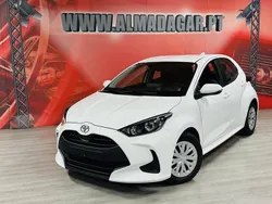 Branco Usado 2022 Toyota Yaris Comfort | € 16.900 (Preço justo)