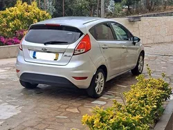 Usado 2017 Ford Fiesta Titanium Citadino | € 10.500 (Bom preço)