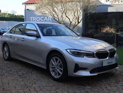 Cinza Usado 2020 BMW 330e Sport Line Sedan | € 27.450 (Preço justo)