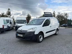 Branco Usado 2017 Citroën Berlingo Monovolume | € 10.500 (Preço justo)