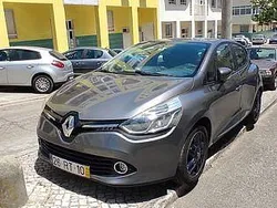 Usado 2015 Renault Clio IV Sedan | € 7.700 (Bom preço)