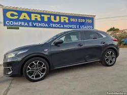 Cinza Usado 2021 Kia XCeed SUV | € 20.500 (Caro)