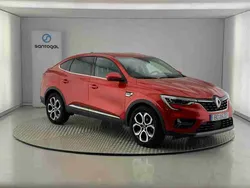 Vermelho Usado 2023 Renault Arkana Techno SUV | € 25.490 (Bom preço)