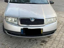 Usado 2003 Skoda Fabia | € 2.800 (Bom preço)