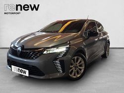 Cinza Usado 2024 Renault Clio V Evolution Sedan | € 16.990 (Bom preço)