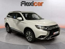 Branco Usado 2021 Mitsubishi Outlander SUV | € 22.990
