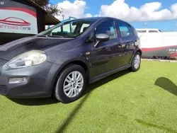 Cinzento Usado 2014 Fiat Punto Citadino | € 7.400 (Preço justo)