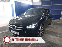 Preto Usado 2021 Mercedes B180 Style Monovolume | € 26.990